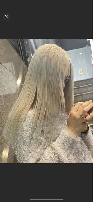 ロング カラー GATE.所属・シマヅ タイジのヘアスタイル