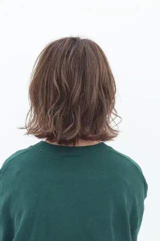 ミディアム パーマ カラー 長岡 健一のヘアスタイル