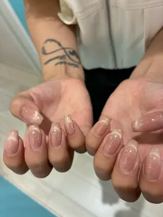 ネイル 13日3980円‼️ マグもデザインも◎のネイルデザイン