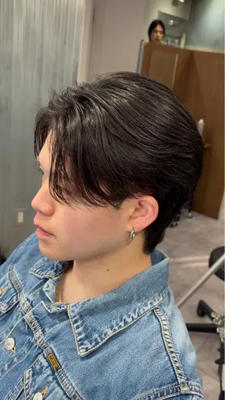 ショート モナン新宿所属・曲がる縮毛 フェザー ニュアンス  佐々木のヘアスタイル