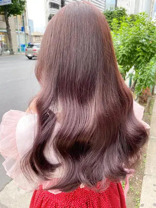 カラー SHIN/レイヤー カット×クロスパーマのヘアスタイル