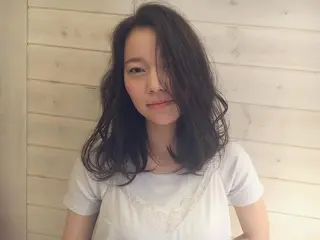 ショート ミディアム セミロング ロング カラー 江原 彩華のヘアスタイル