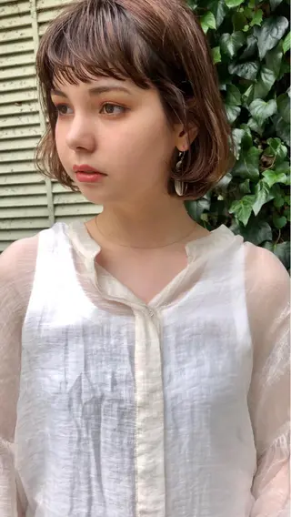 ショート カラー さかい なつみのヘアスタイル