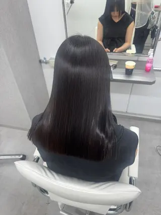 ミディアム カラー 🕯コバ/レイヤー/ 美髪縮毛🕯のヘアスタイル