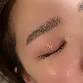 アイブロウ 韓国束感まつげ｜ MANAMI🧸のマツエク・マツパデザイン