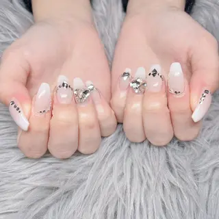 ネイル 個室ネイルサロンDolly  Girl〜ドーリーガール〜所属・DollyGirl KYOKOのネイルデザイン