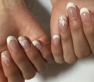 ネイル 浮きにくいフィルイン ｜上品シンプルネイルのネイルデザイン