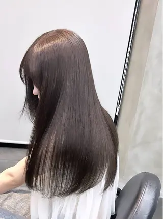 ロング カラー 吉本 愛花のヘアスタイル