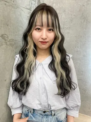 ロング カラー ブリーチ/ベージュ 💕/momoaのヘアスタイル