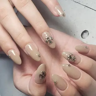 ネイル ビジュード ネイルのネイルデザイン