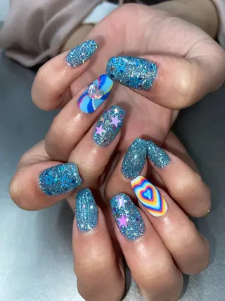 ミディアム SHELL TOKYO所属・SHELLTOKYO idaのネイルデザイン