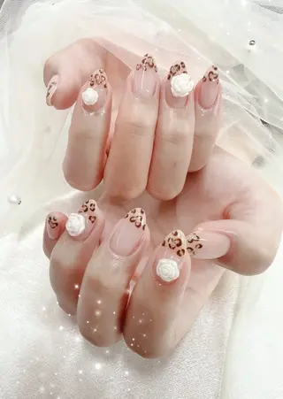 ネイル Pawtique nail salonのネイルデザイン