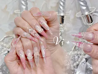 ネイル ✨Nailsalon Vi+✨のネイルデザイン