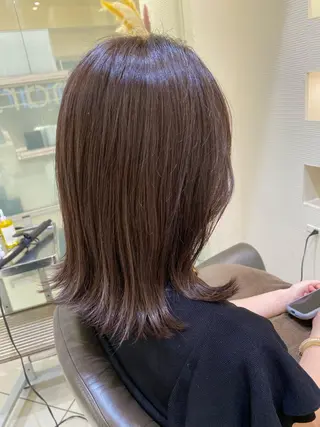 セミロング カラー 髪質改善/白髪ぼかし レイヤー 🌱千咲季のヘアスタイル