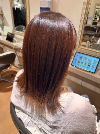 ミディアム コタロウ🐯 大通り　美容室のヘアスタイル