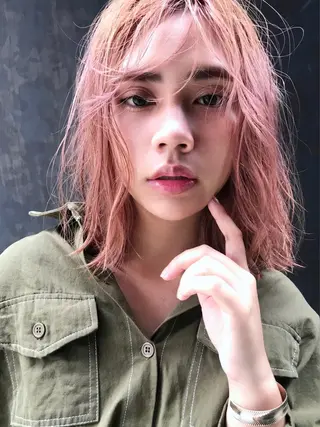 ミディアム 🌼U24 ヘアデザインラボのヘアスタイル