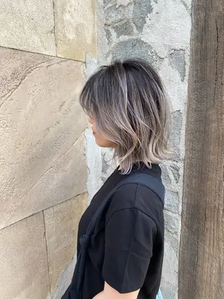 ミディアム カラー ショート/茅ヶ崎 タカハシ タクロウのヘアスタイル