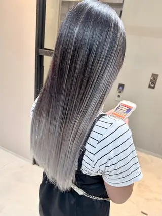 カラー ハイトーン✨ブリーチ ✨高田めぐみのヘアスタイル