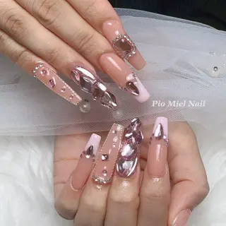 ネイル Pio Mielのネイルデザイン