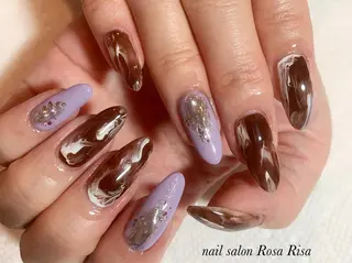 セミロング ネイル ネイルスタジオ シェイクユアハンズのネイルデザイン