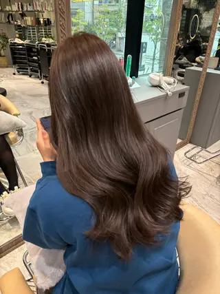 ロング カラー ゆらんちょ/ブリーチ 無w/縮毛矯正/暖色のヘアスタイル