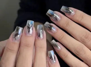 ネイル Pure&Rich Nailのネイルデザイン