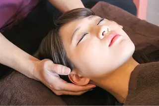 natural所属・〽️お悩み解消 小顔・美容矯正〽️のエステ・リラクイメージ