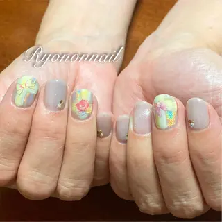 ネイル Ryononnail(リョノンネイル)所属・Ryononnail 上谷典子のネイルデザイン