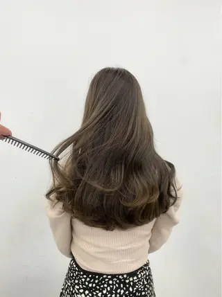 ロング カラー 🔷似合わせのプロ KUMA🔷のヘアスタイル