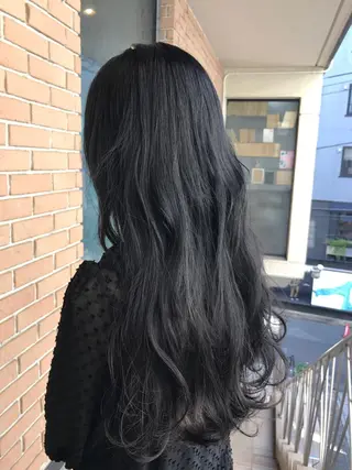 ロング カラー パーマ ヘアアレンジ メンズ キッズ ネイル マツエク・マツパ サロンドミルク 原宿のヘアスタイル