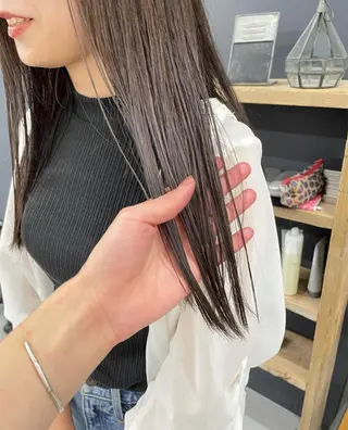 カラー スパイキーショート パーマ　具志堅　太志のヘアスタイル