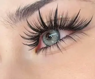 マツエク・マツパ COCO EYELASHアキのマツエク・マツパデザイン