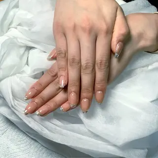 ネイル pink ladyサロン所属・べ にのネイルデザイン