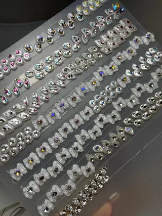 ネイル M🌷nail 長さだし専門店のネイルデザイン