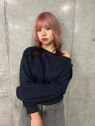 カラー はなえ/ブリーチ/複 雑履歴修正のヘアスタイル