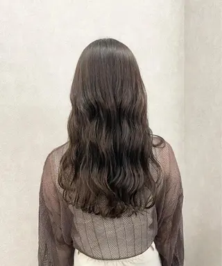 セミロング カラー いなみね はるきのヘアスタイル