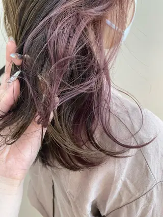 ロング カラー ベージュ/インナー カラー🤍Rieのヘアスタイル