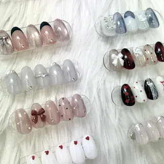 ネイル BISOLA所属・SUZUKI AMIのネイルデザイン