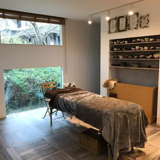 神崎 亜希のエステ・リラクイメージ