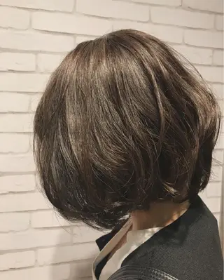 ショート カラー 中川 拓弥のヘアスタイル