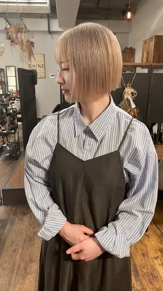 ショート カラー GATE.所属・シマヅ タイジのヘアスタイル