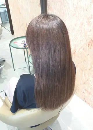 ロング 折本 沙織のヘアスタイル