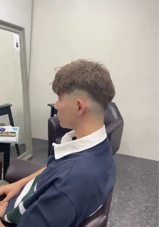 カラー メンズ オノ フウカのヘアスタイル