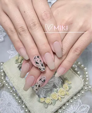 ネイル 🦋 MiKi 🦋 ネイルサロンのネイルデザイン