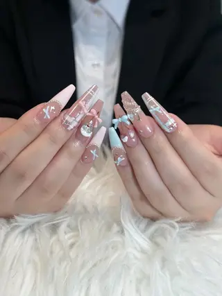 ネイル Julli NailStudioのネイルデザイン