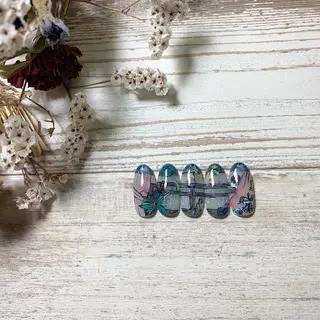 ネイル atelier　FIORITURA所属・FIORITURA aiのネイルデザイン