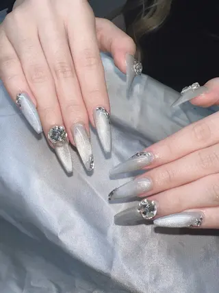 ネイル Lee Nailsのネイルデザイン