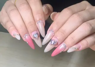 ネイル エリ🫧 nail池袋東口のネイルデザイン