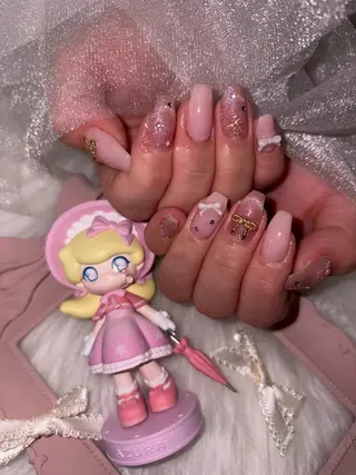 ネイル toyvenail 🖤enaのネイルデザイン