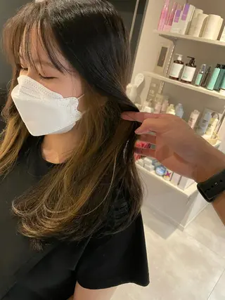 セミロング カラー レイヤー×髪質改善 ×透明感/杉田 圭のヘアスタイル